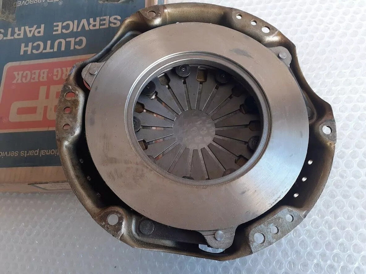 Clutch Pressure Plate fits Volvo P1800 1966 - on 76250/22 View Right