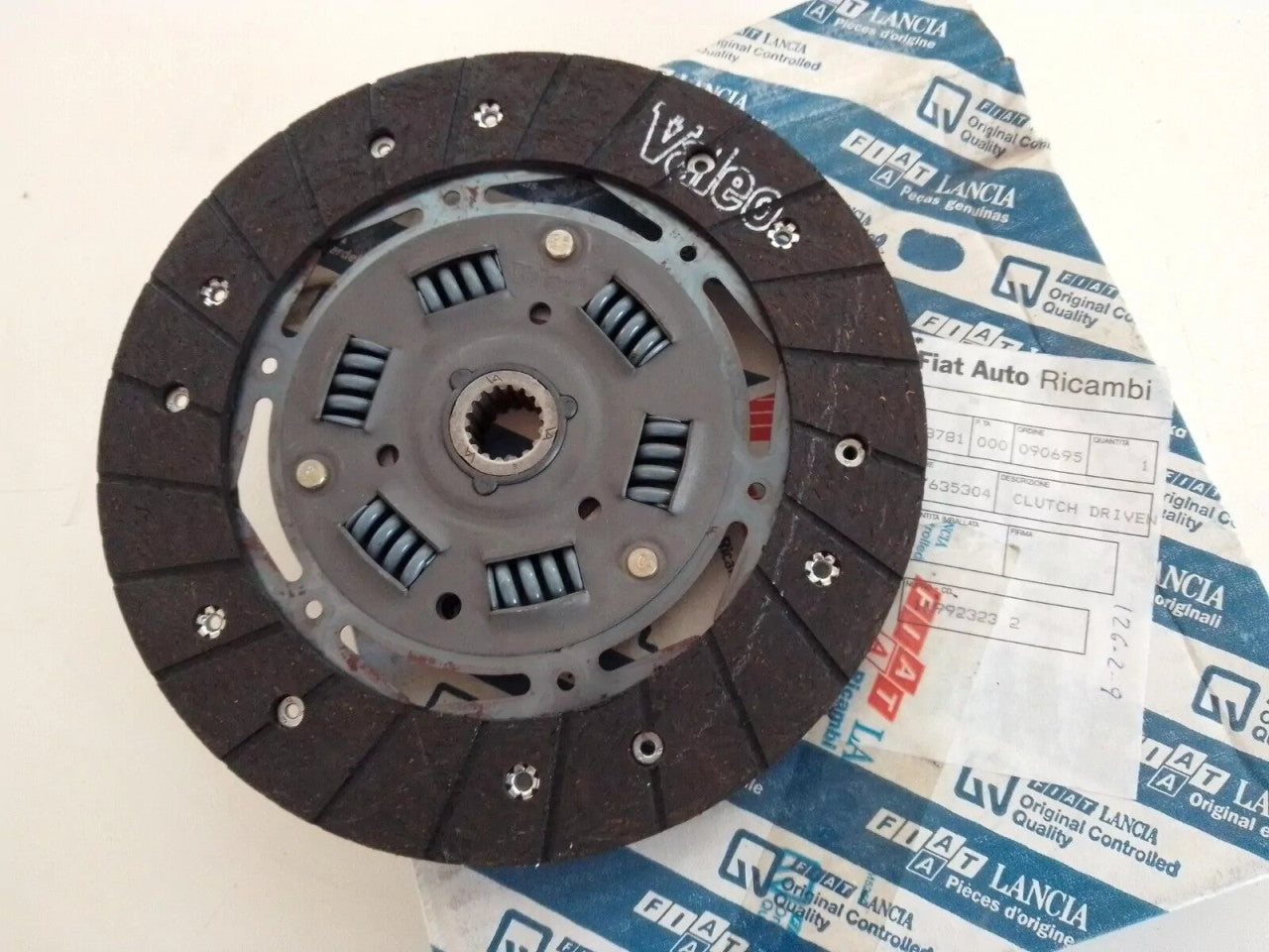 Clutch Disc fits Fiat Duna Elba Uno Fiorino 7635304 Genuine View Rear