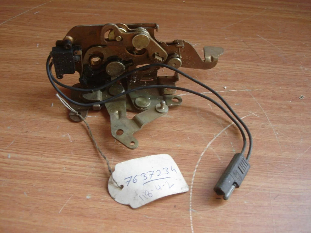 Door Lock Front Right fits Fiat Uno R/89 7637234 Genuine View Front