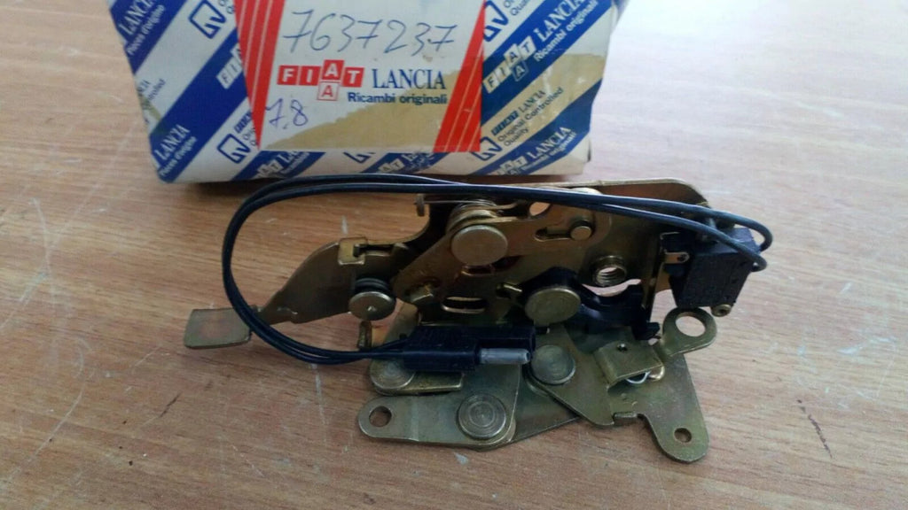 Door Lock Rear Left fits Fiat Uno 7637237 Genuine View Right