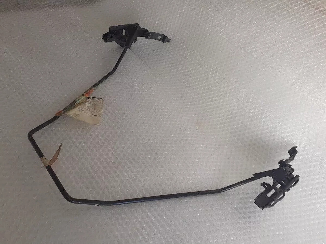 Front Seat Right Sliding Guide fits Fiat Duna Elba Mille 7641231 Genuine View Left