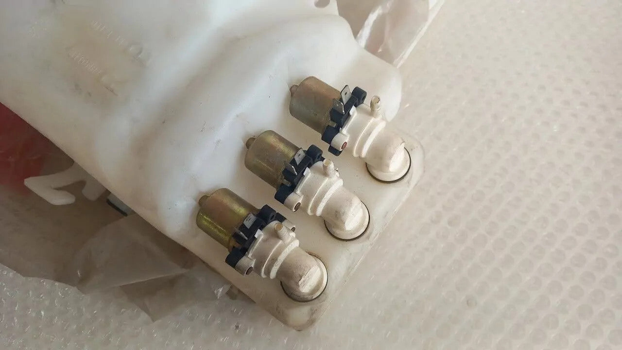 Wipers Reservoir Tank fits Fiat Uno Turbo R89 Diesel 7645002 Genuine View Right