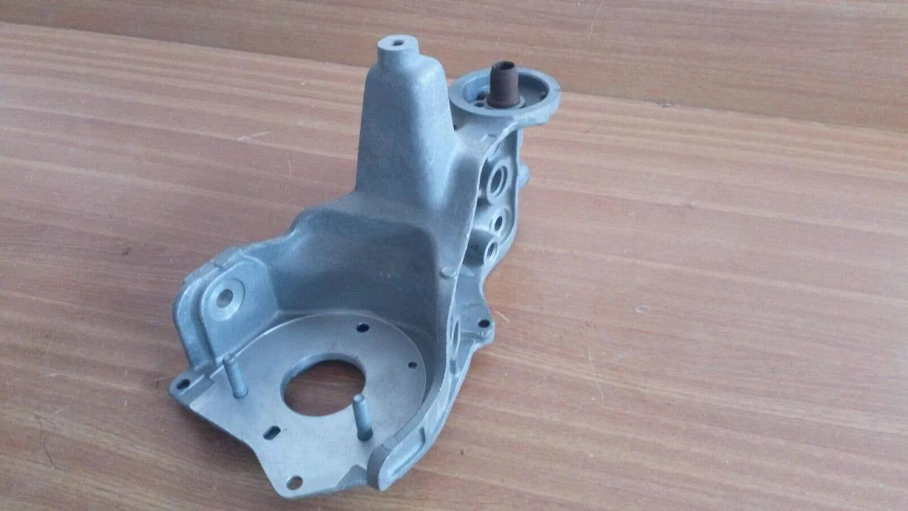 Oil Filter Base Fuel Pump Bracket fits Fiat Fiorino Uno Diesel 46553349 Genuine 7647036 View Left