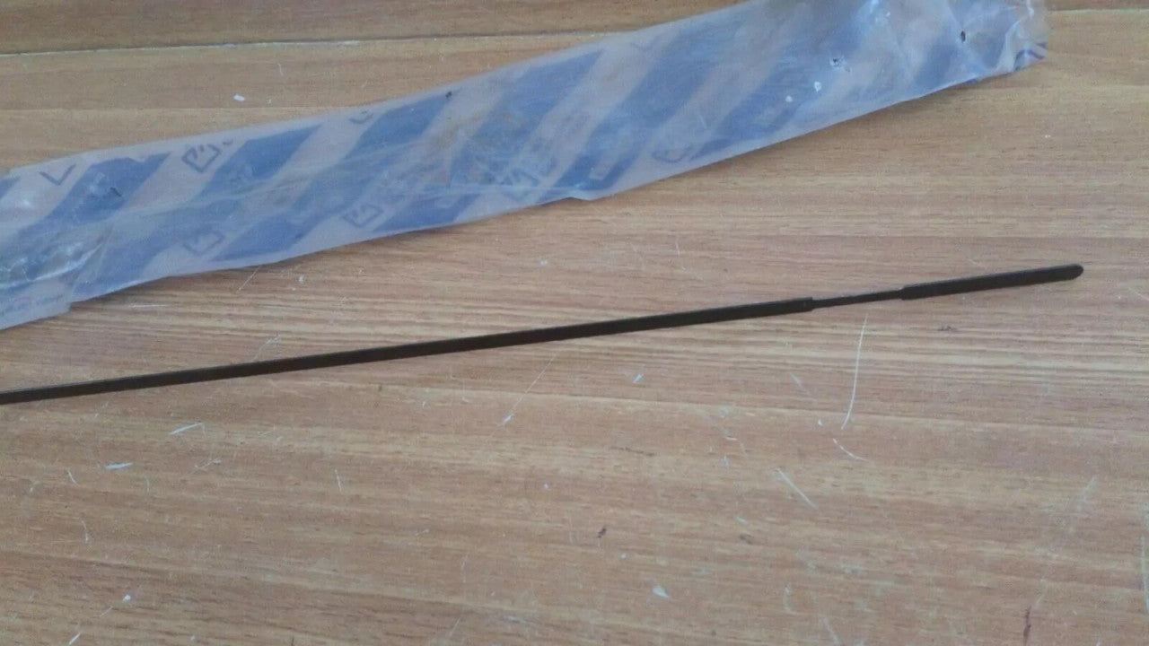 Oil Level Dipstick Rod fits Fiat Uno Mille 7648265 Genuine View Right