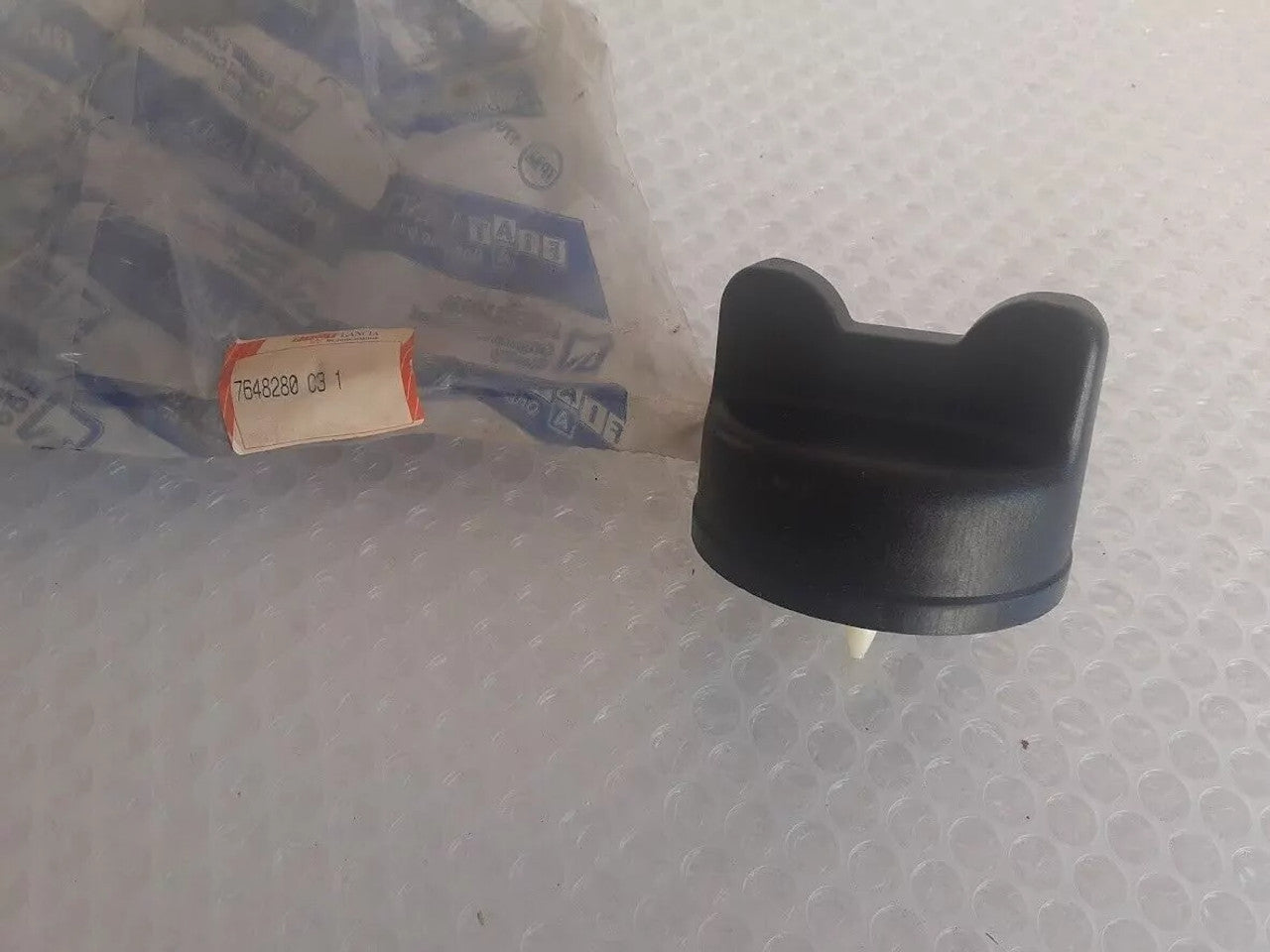 Fuel Tank Cap fits Lancia Dedra 7648280 Genuine View Front