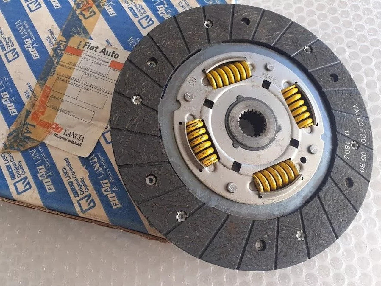 Clutch Disc fits Fiat Tempra Tipo Lancia Dedra Delta 7652033 Genuine View Lower