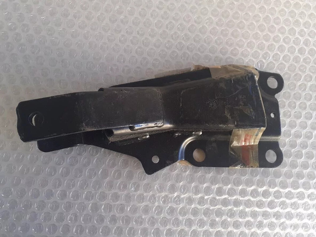 Engine Bracket fits Fiat Coupe Lancia Delta Dedra Alfa Romeo 155 7681597 Genuine View Rear