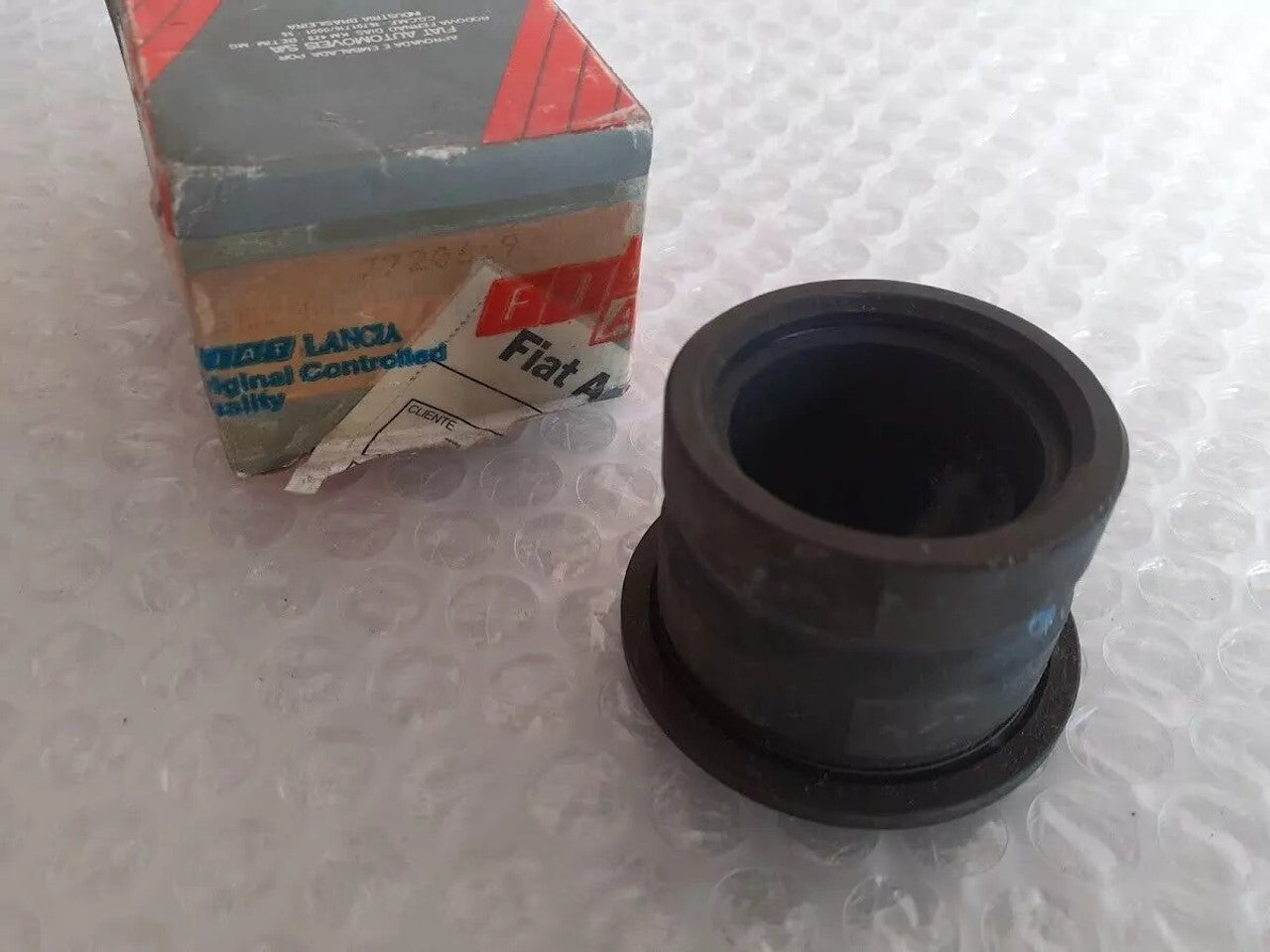 Transmission Bush fits Fiat Duna Elba Mille Uno Fiorino Lancia Delta 7720619 View Front