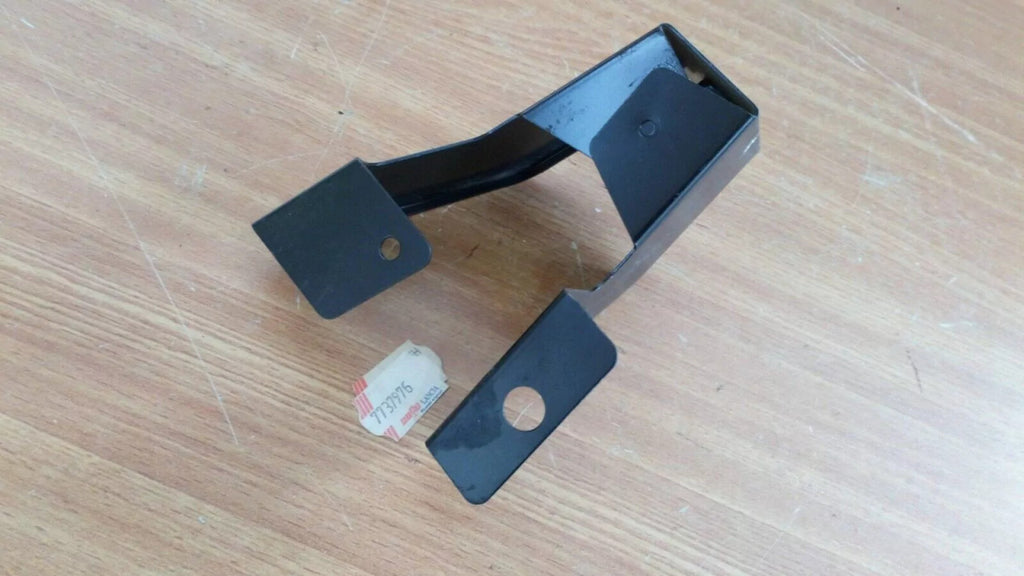 Bracket Right fits Fiat Uno 7737976 Genuine View Rear