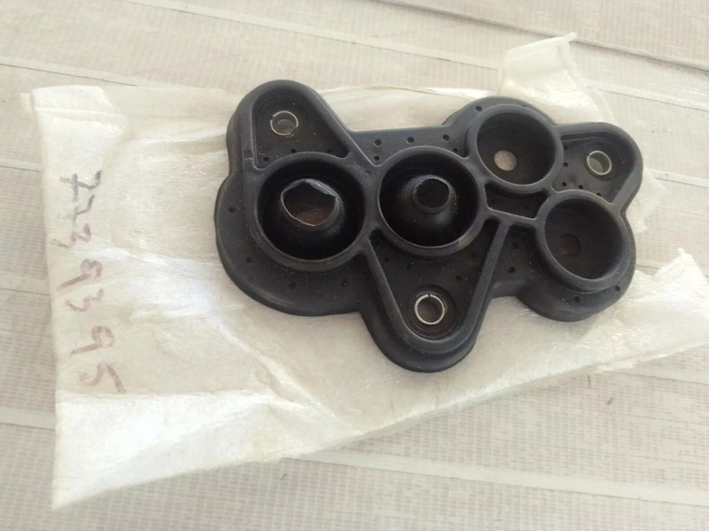 Air Condition Unit Gasket Seal fits Fiat Berchetta Punto GT 7739395 Genuine View Front
