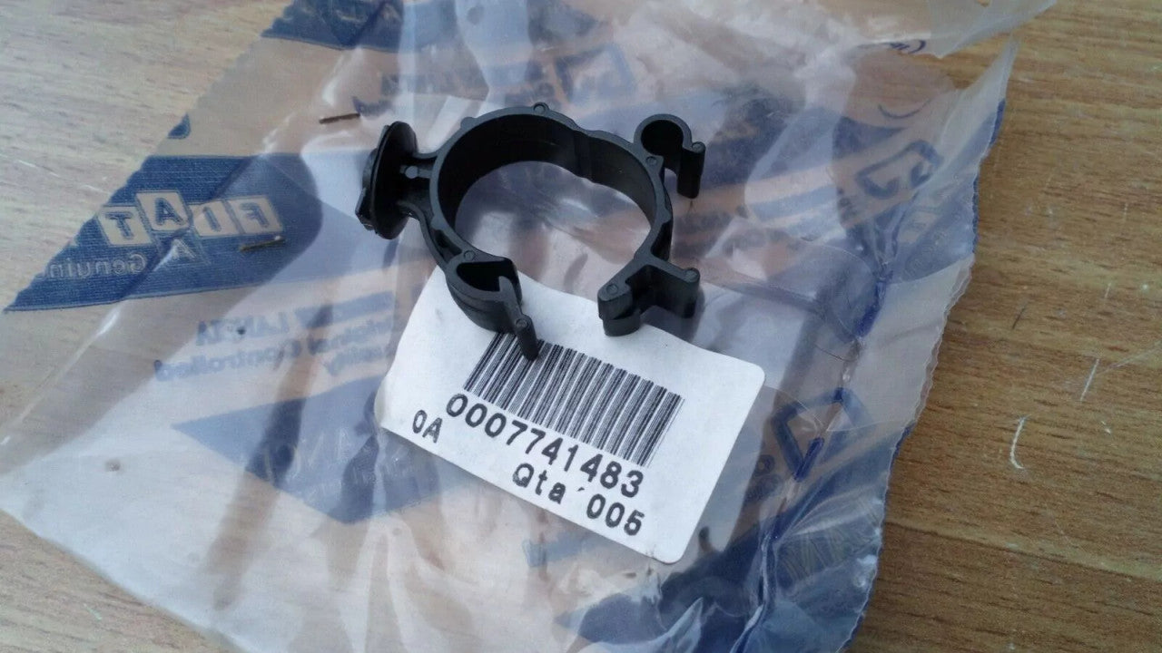 3x Wipers Hose Clip fits Fiat Punto Tipo Strada Lancia Y 7741483 Genuine View Front