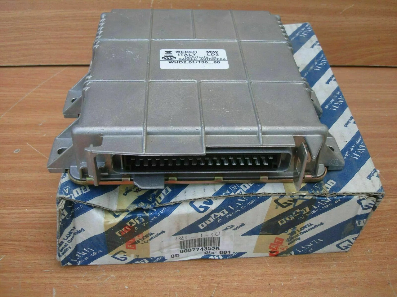 ECU Injection Control fits Lancia Dedra SL RY 7743525 Genuine View Front