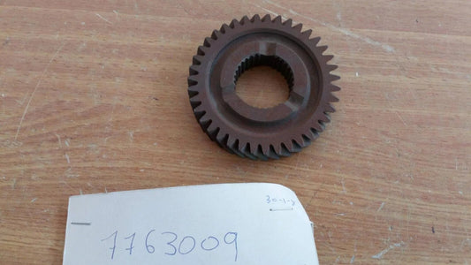 Manual Transmission Gear 3 27/39 fits Fiat Lancia Alfa Romeo 7763009 Genuine View Front