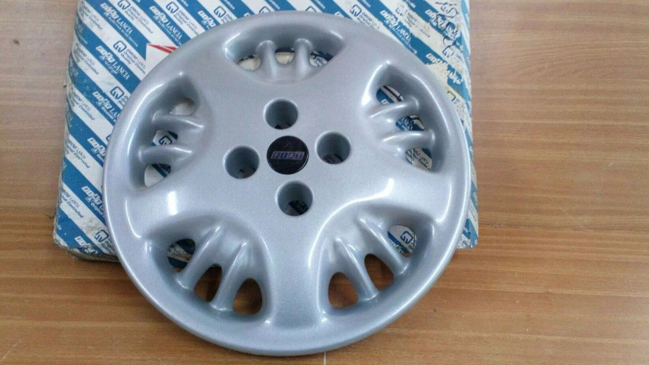 Wheel Hub Cap fits Fiat Bravo 7791250 Genuine View Front