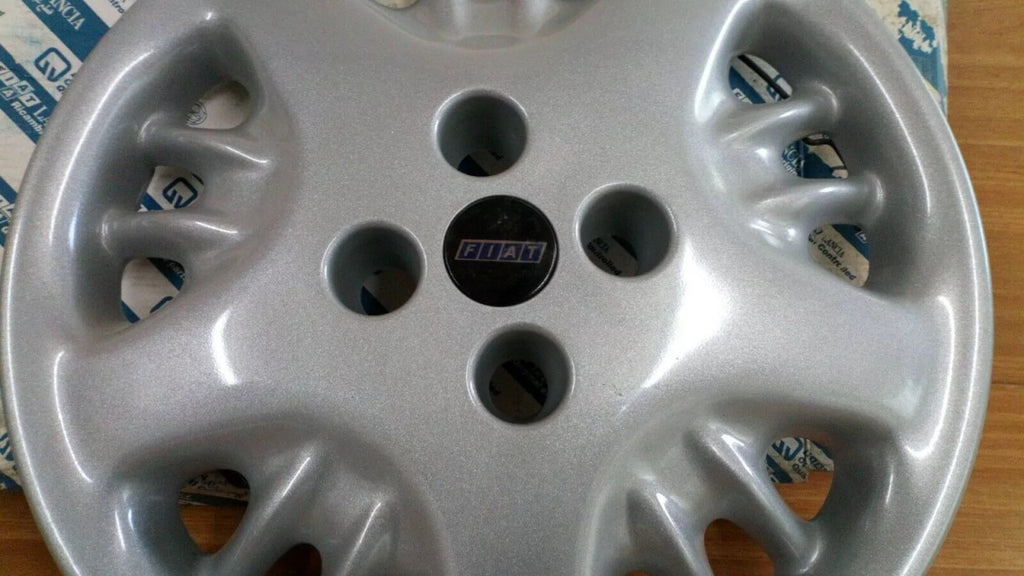 Wheel Hub Cap fits Fiat Bravo 7791250 Genuine View Left