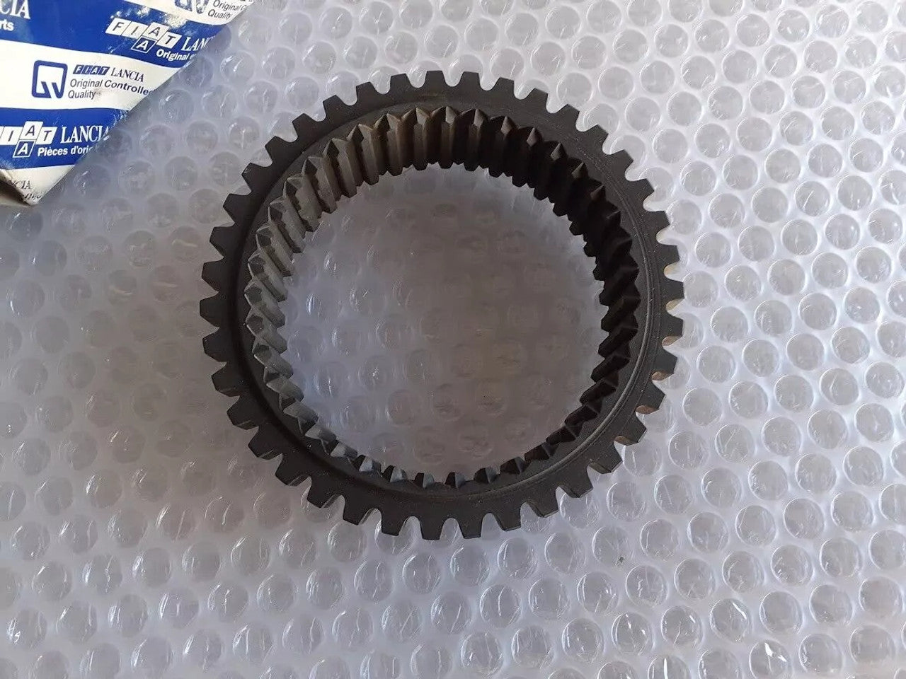 Transmission Hub Sleeve fits Fiat Coupe Lancia Kappa Thema Alfa Romeo 155 164 7796954 View Right