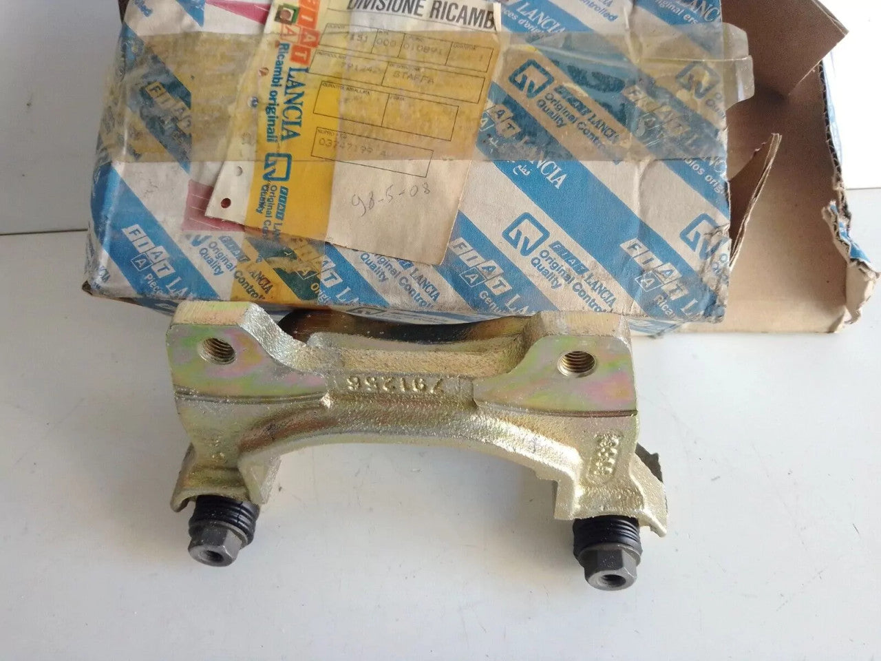 Brake Caliper Bracket Front fits Fiat Lancia Alfa Romeo 791242 Genuine View Front