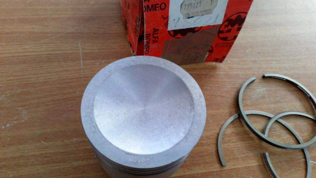 Piston fits Alfa Romeo Alfasud 33 80.60mm 795021 Genuine View Rear
