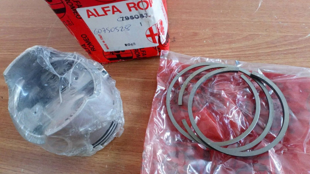 4x Pistons fits Alfa Romeo Alfasud 80.60mm Bore Oversize 795057 Genuine View Right