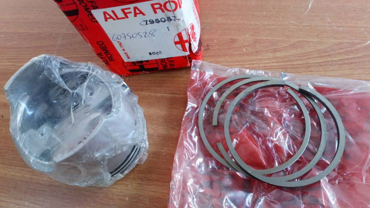 4x Pistons fits Alfa Romeo Alfasud 80.60mm Bore Oversize 795057 Genuine View Right