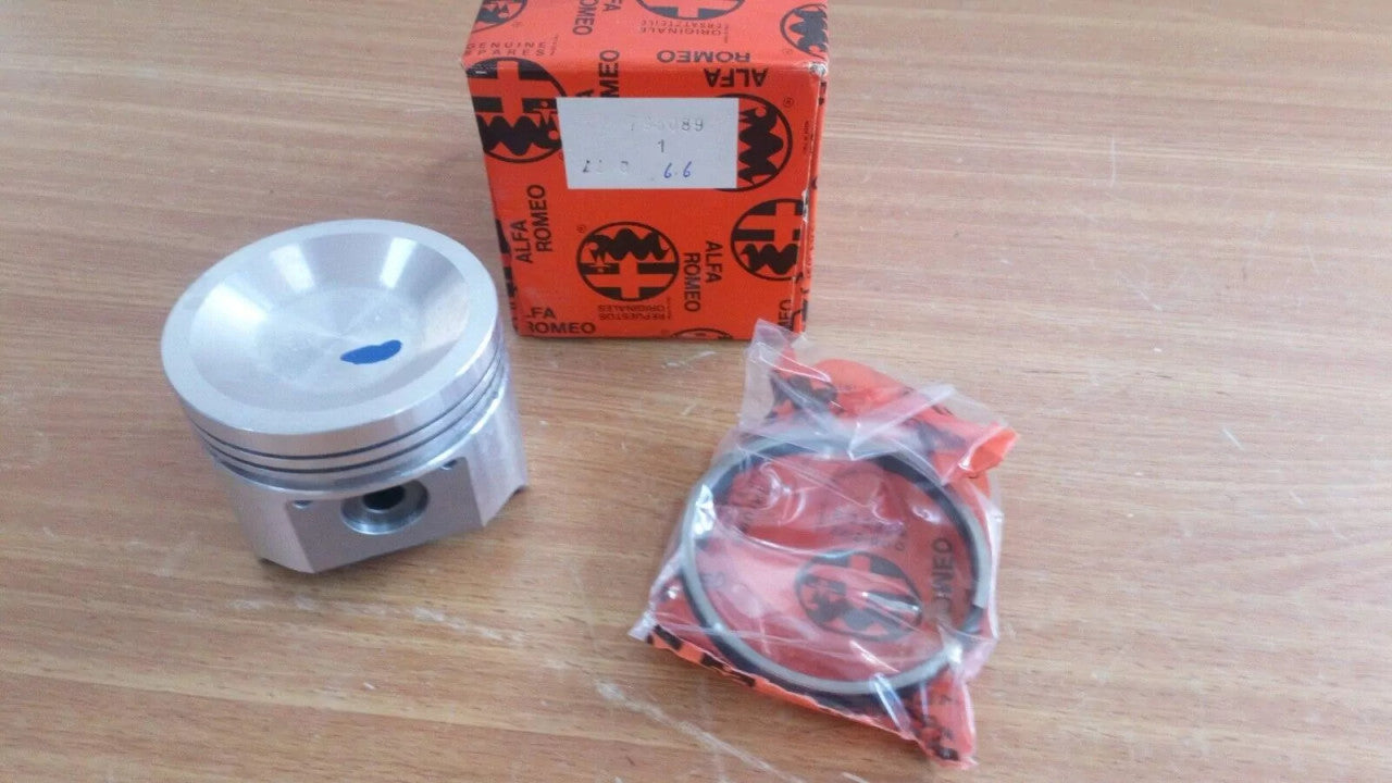 4x Pistons fits Alfa Romeo Alfasud 795089 Genuine View Front