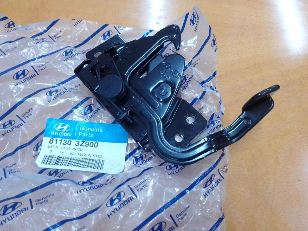 Hood Bonnet Latch fits Hyundai i40 811303Z900 Genuine View Front