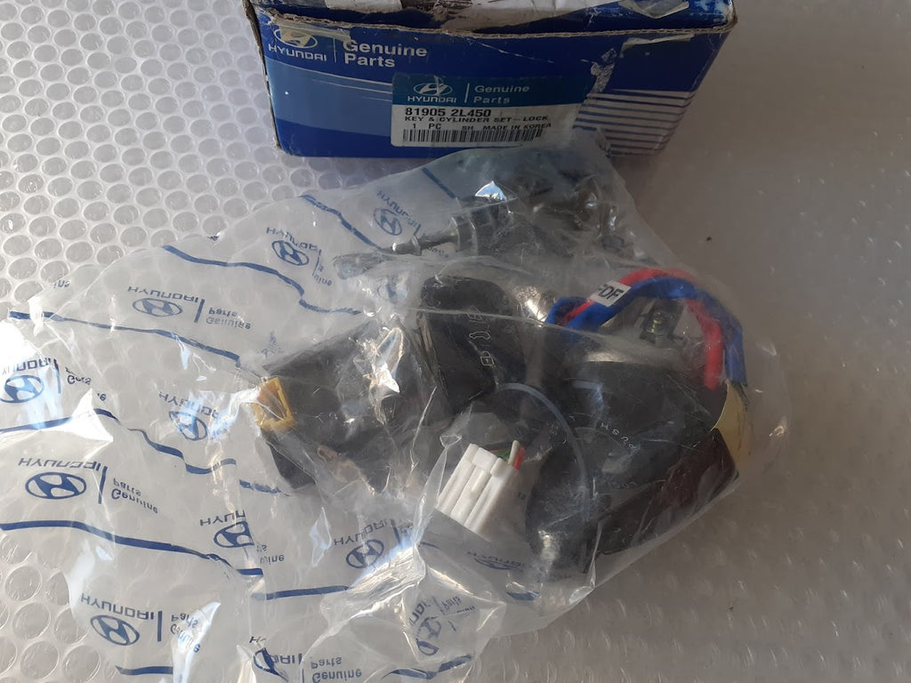 Key Cylinder Lock Set RHD fits Hyundai i30 81905-2L450 Genuine View Rear