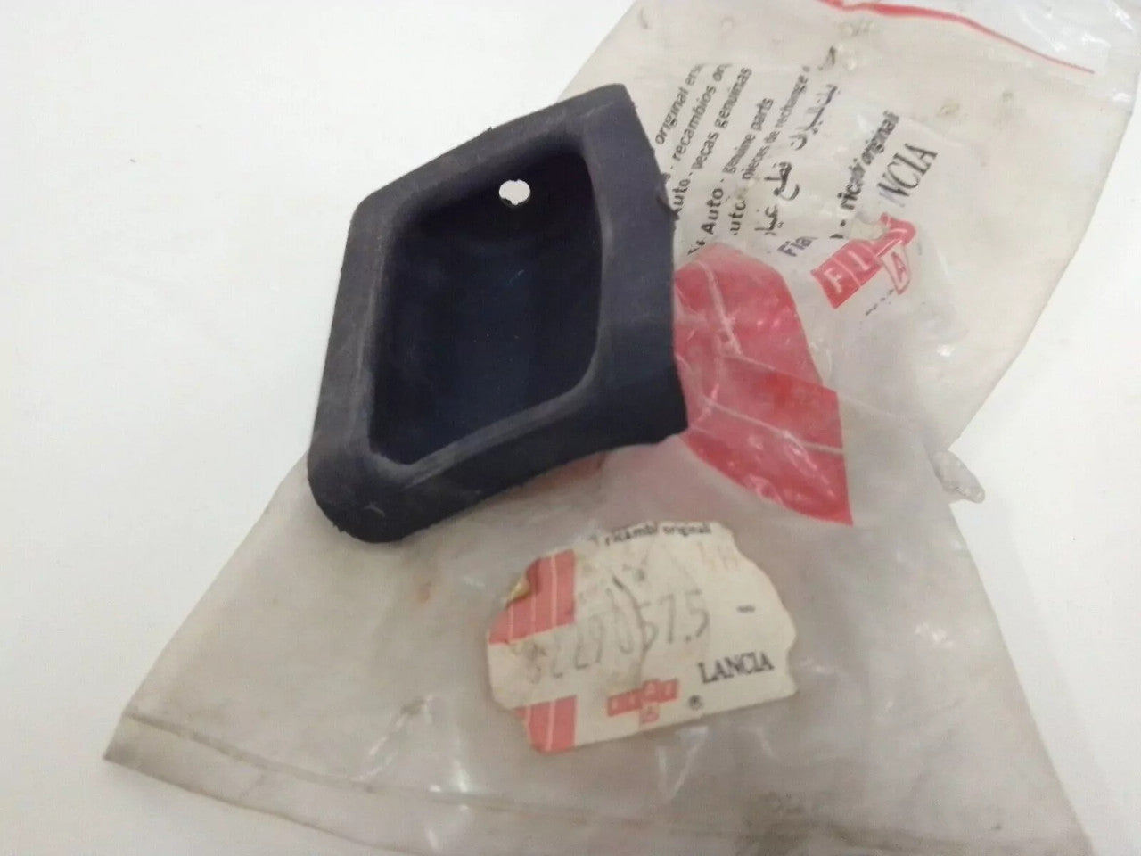 Door Knob Seal fits Lancia Beta 82290575 Genuine View Front