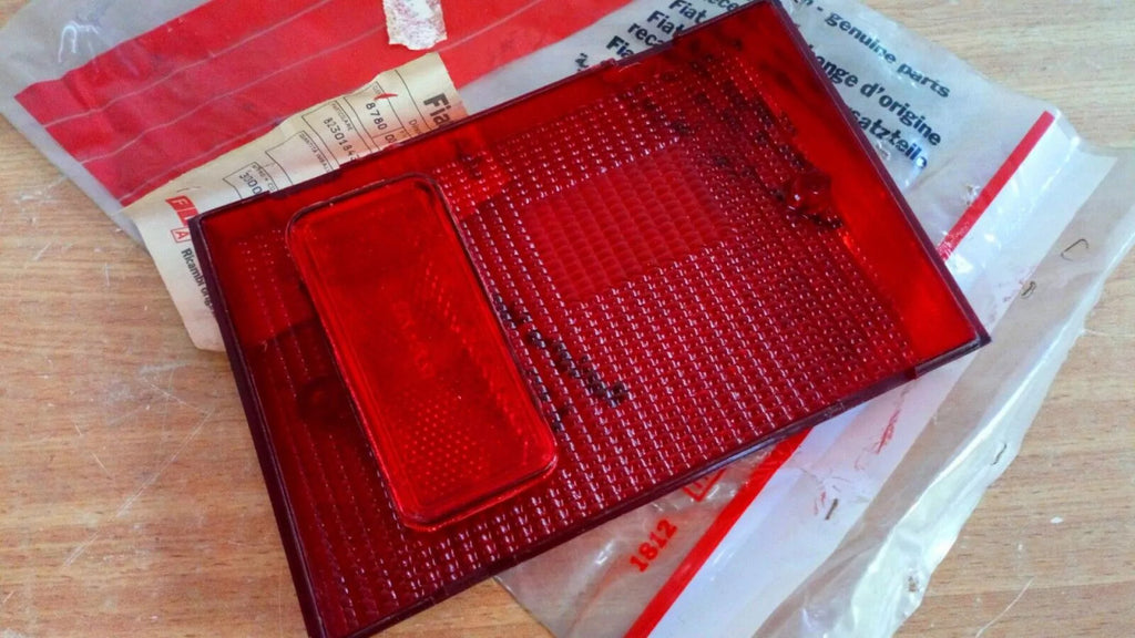 Tail Light Lens Rear Left fits Lancia Beta 82301843 Genuine View Front