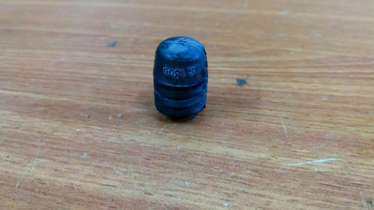 2x Hood Bonnet Boot Rubber Buffer Stop fits Fiat 126 Lancia Delta Thema 7601456 82316566 View Front