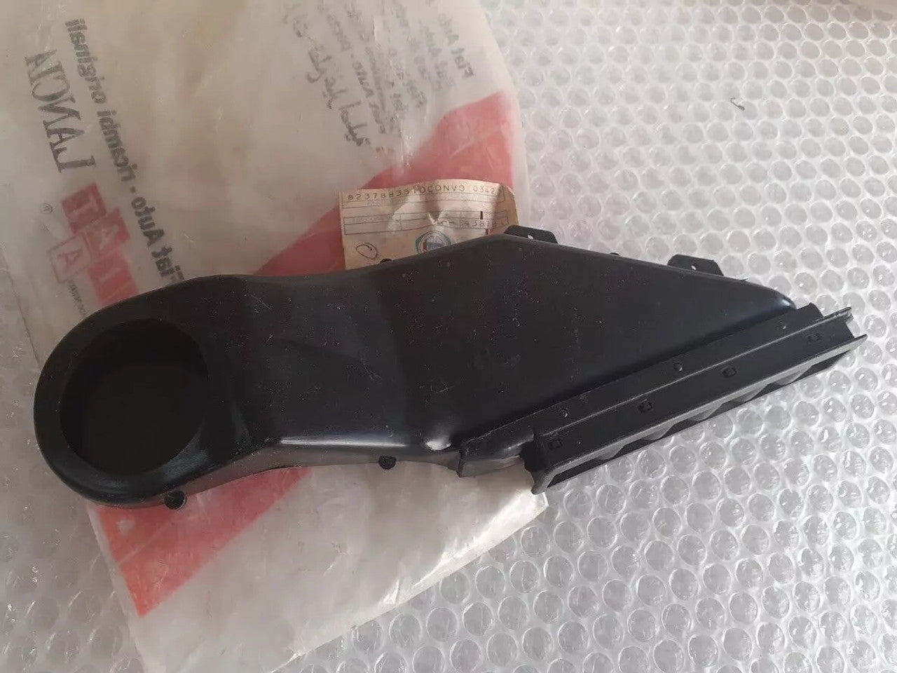 Door Air Vent Left fits Lancia Beta 82354522 Genuine View Right