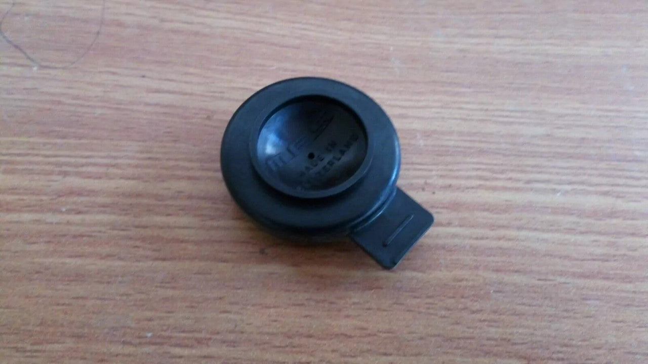 Wipers Reservoir Tank Cap fits Lancia Beta 82355028 Genuine View Front