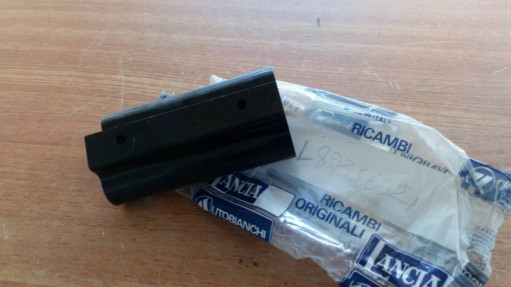 Trunk Lid Clip fits Lancia Delta Evoluzione 82356021 Genuine View Rear