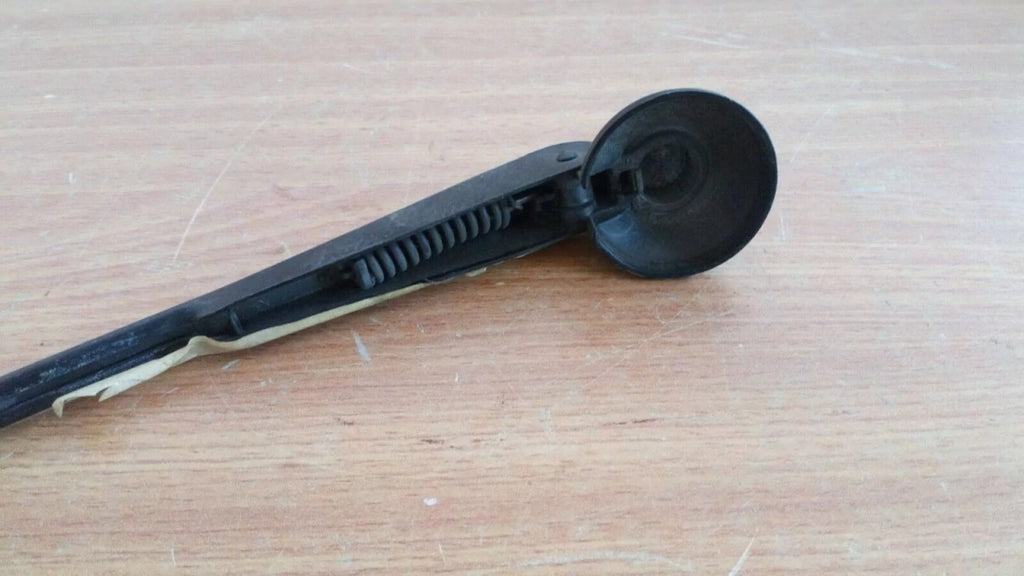 Wiper Arm fits Lancia Beta Genuine 82357869 View Close Up Front