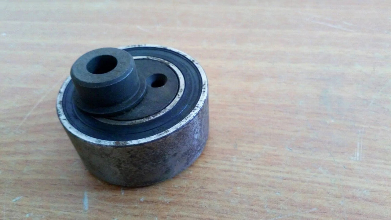 Belt Pulley Tensioner fits Lancia Gamma 82365547 Genuine View Front