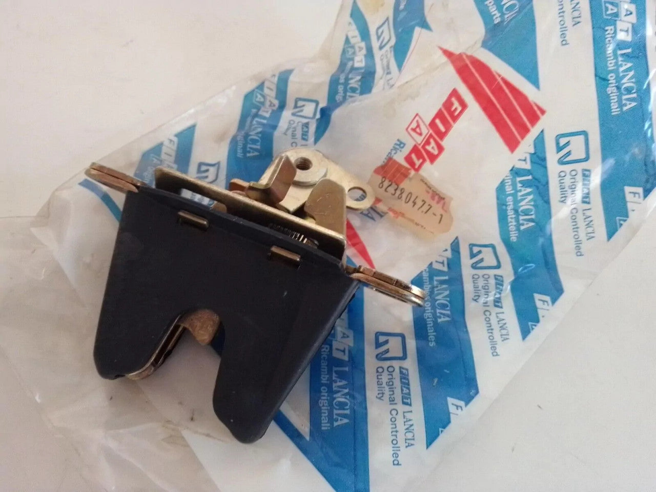 Trunk Lock Boot fits Lancia Prisma 82380477 Genuine View Front