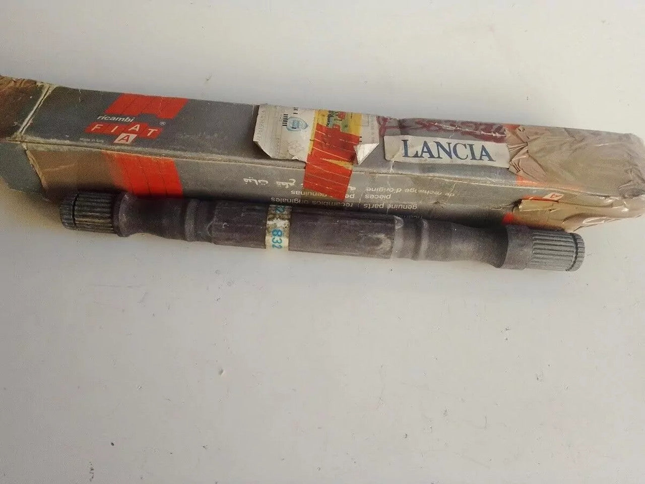 Half Axle Left fits Lancia Delta 82383236 Genuine View Front