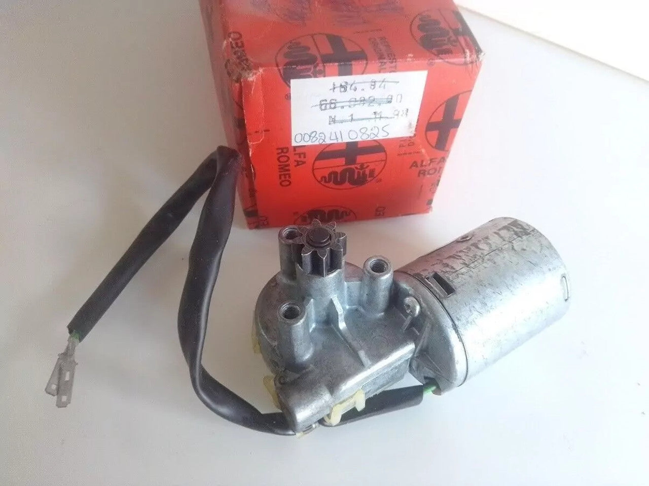Front Seat Left Electric Motor fits Alfa Romeo 164 Turbo 82410825 Genuine View Right