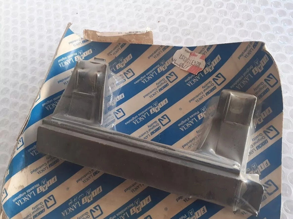 Window Glass Run Front Door Left fits Lancia Dedra Delta 82431083 Genuine View Rear