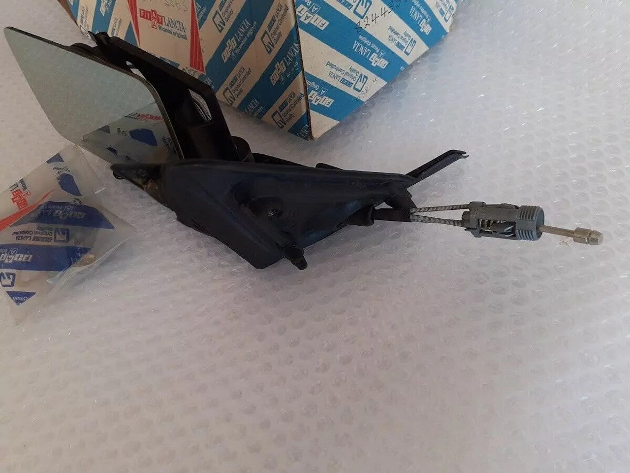 Wing Mirror Glass Left LHD fits Lancia Dedra 82443563 Genuine View Rear