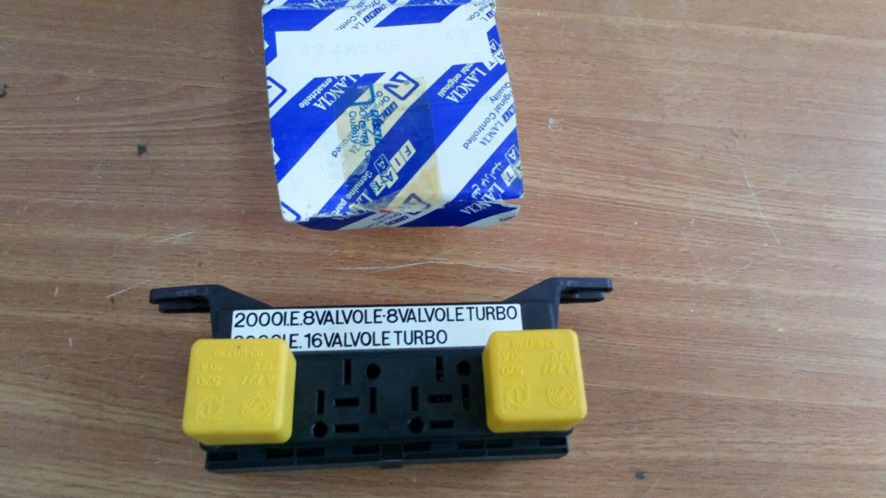 Air Condition Electronic Control Unit fits Lancia Thema 82445651 Genuine View Front