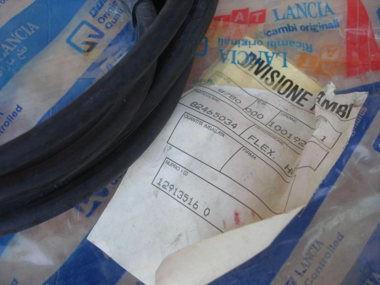 Windscreen Wipers Hoses Set fits Lancia Dedra 82465034 Genuine View Rear