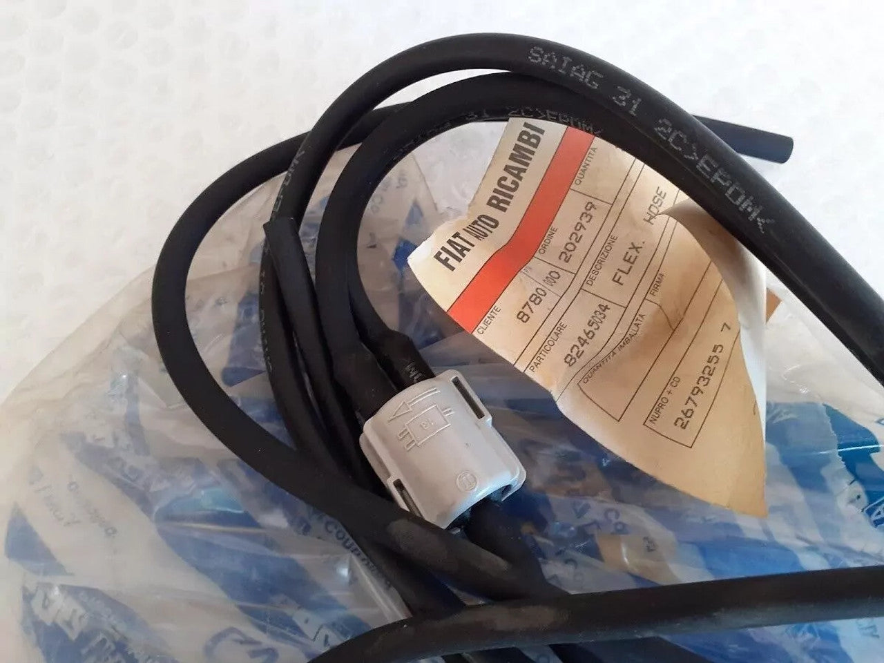 Windscreen Wipers Hoses Set fits Lancia Dedra 82465034 Genuine View Close Up Rear