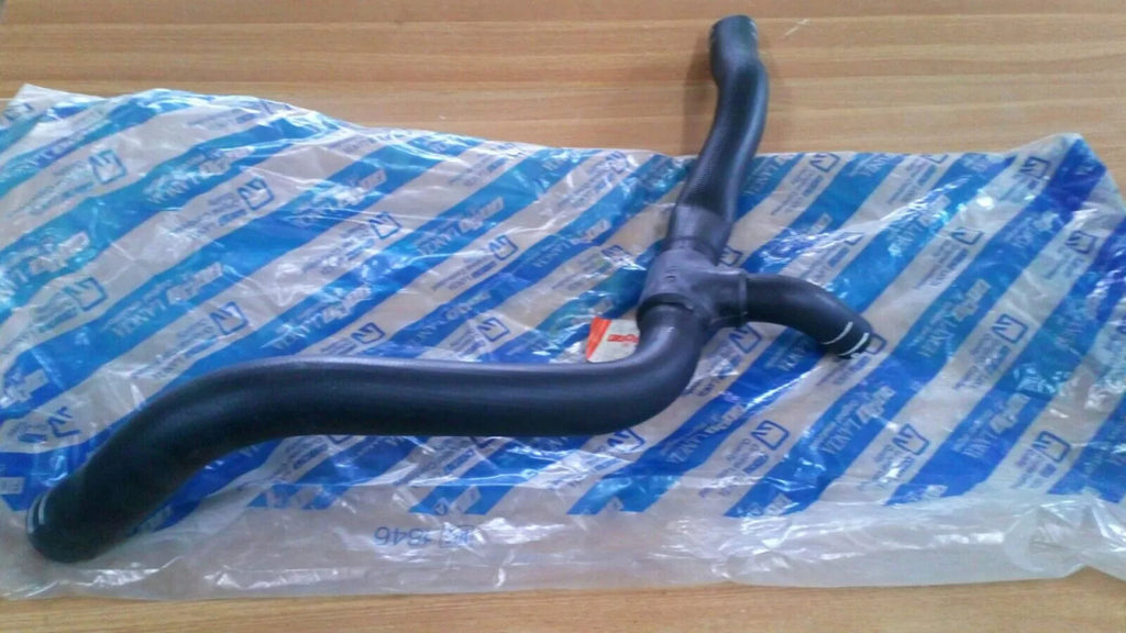 Radiator Hose Lower fits Fiat Croma Lancia Thema 82476993 Genuine View Rear