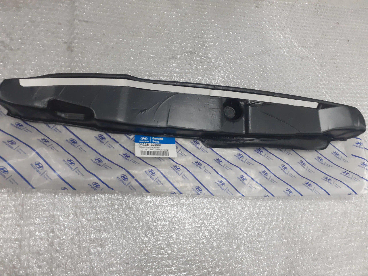 841263Z000 Fender Insulator Front Right fits Hyundai Kia 84126-3Z000 Genuine View Rear