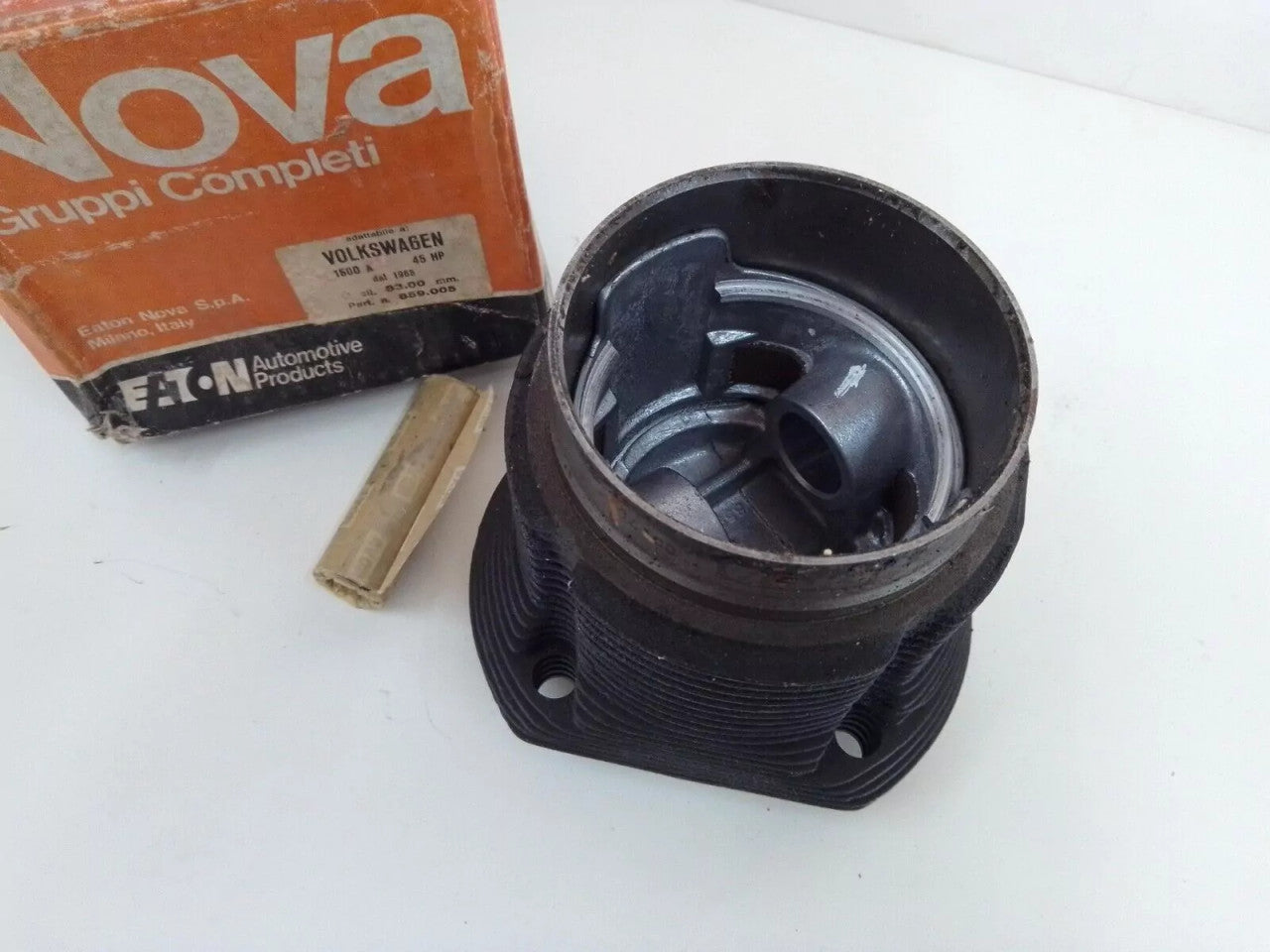 2x Piston & Liner Air Cooled fits VW 1500A 1493cc 45HP 83mm Bore 859.005-45HP View Right