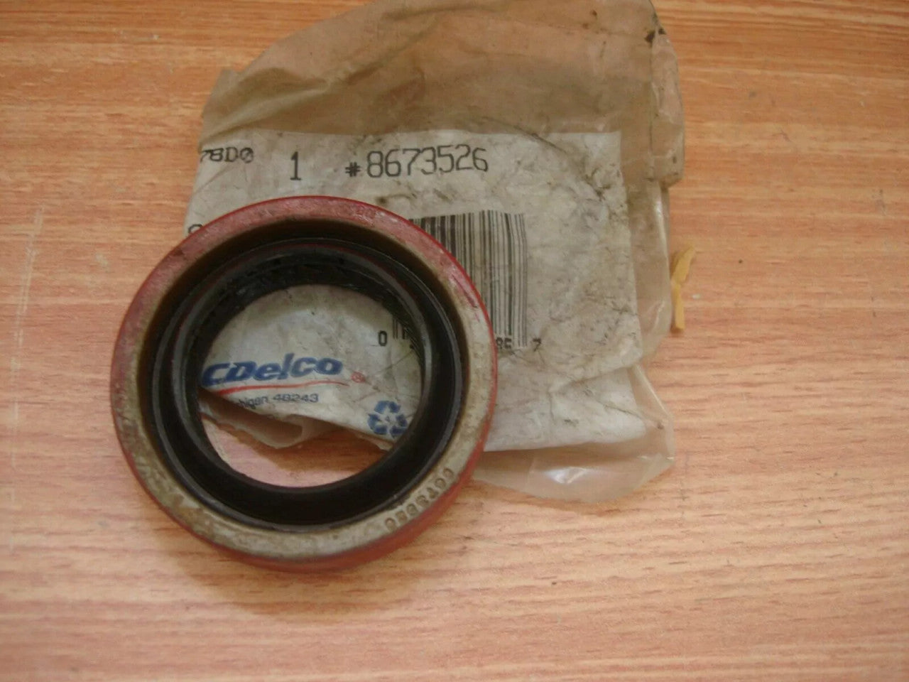 Extension Housing Seal Rear fits Chevrolet Blazer GMC Jimmy 4.3 V6 Genuine 8673526 View Front