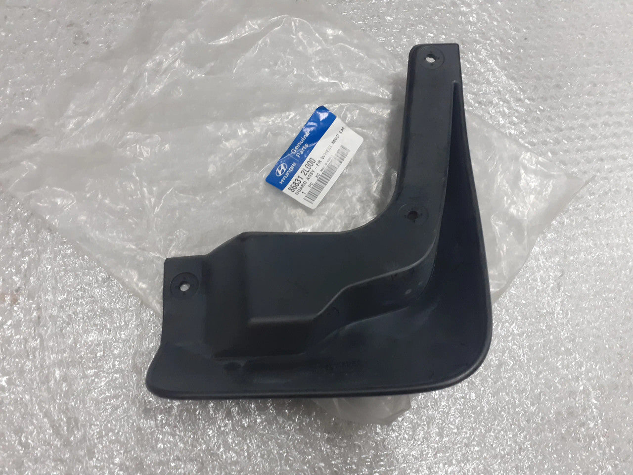 868312L000 Mud Flap Front Left fits Hyundai Kia 86831-2L000 Genuine View Rear