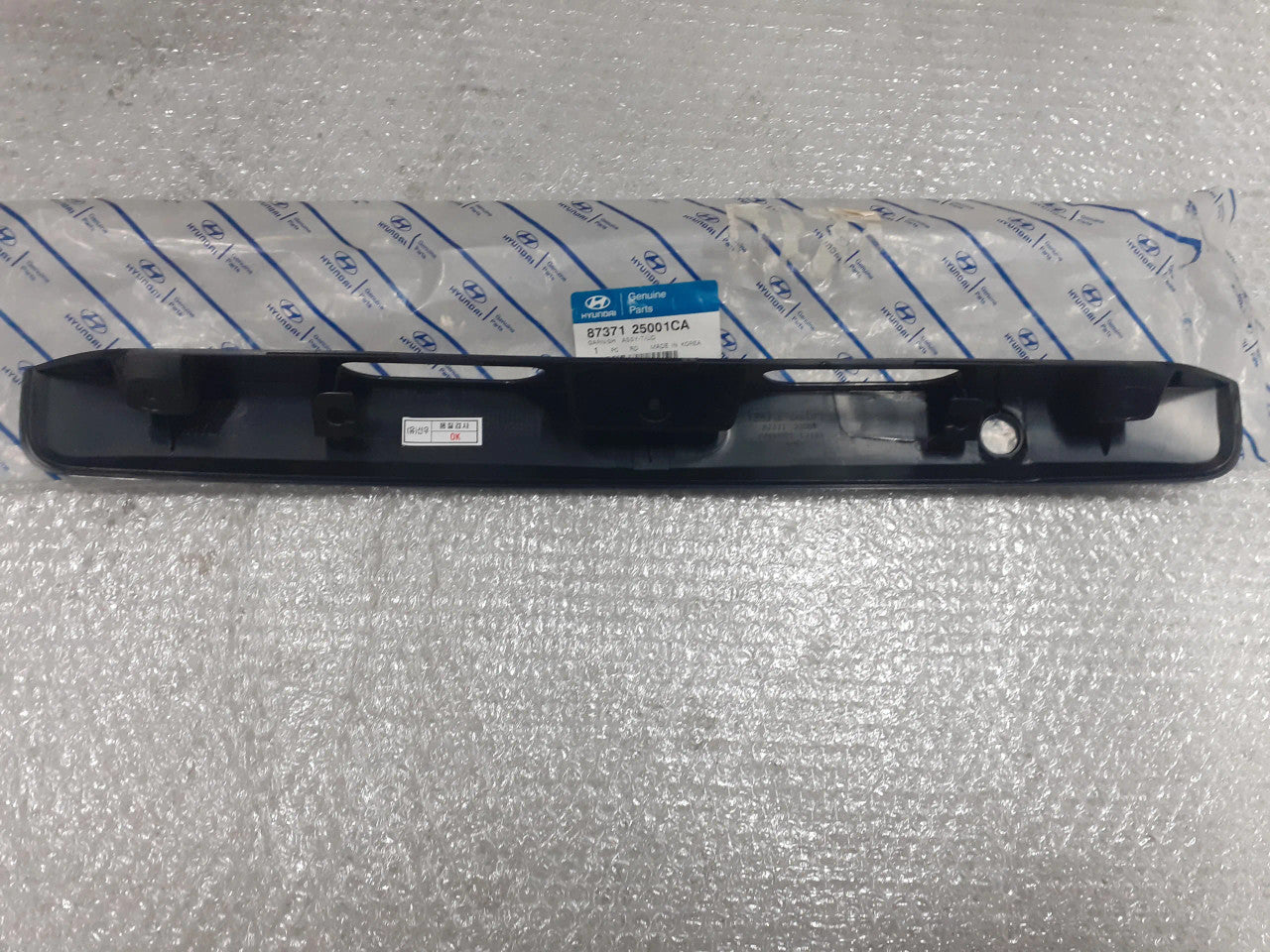 8737125001CA Trunk Lid Handle fits Hyundai Kia 87371-25001CA Genuine View Rear