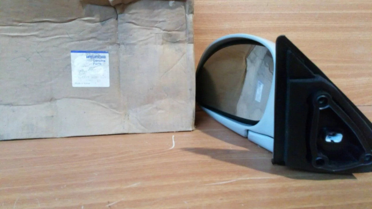 Wing Mirror Left fits Hyundai Elantra Lantra 8760529400 Genuine View Front